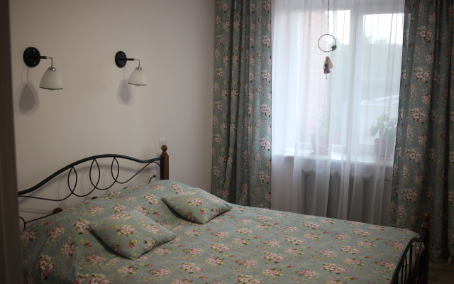 Trekhkomnatnaya Studiya Provintsiya Flat