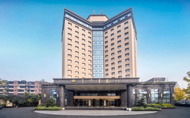 Jinhe Chengdu Chunxi Road Kuanzhai Alley Hotel — 4-star hotel in Chengdu