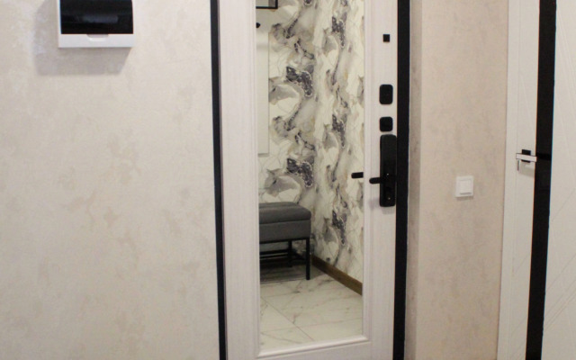 Na Romanovskoy 5 Flat