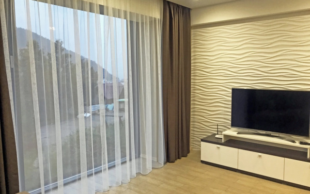 Apartament White v Rezidentsii Baykalskiye Kholmy