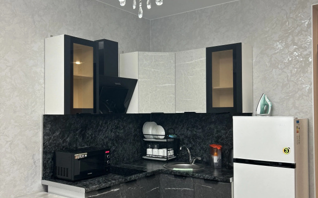 Shikarnaya Flat