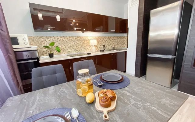 Apartamenty semejnye s kaminom u TC Akvamoll