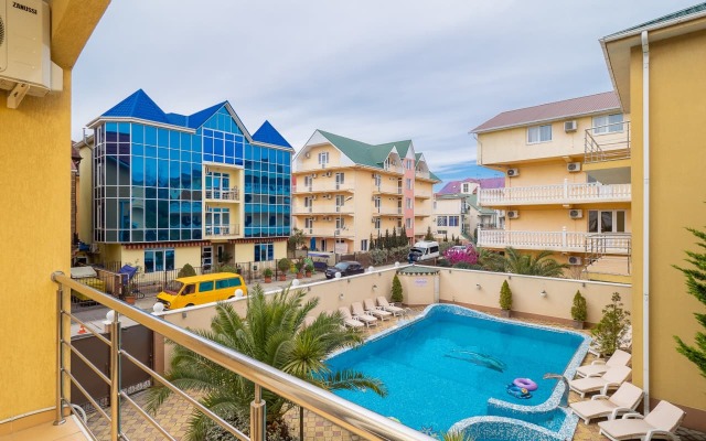 U Morya S Basseinom v ZhK Solnechnyij apt23 Apartments