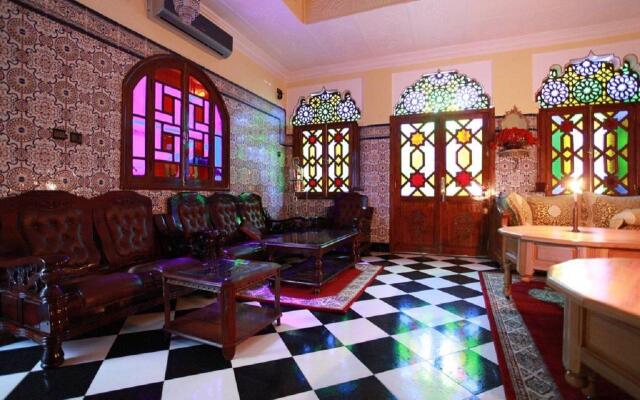 Riad Fatouma Hotel