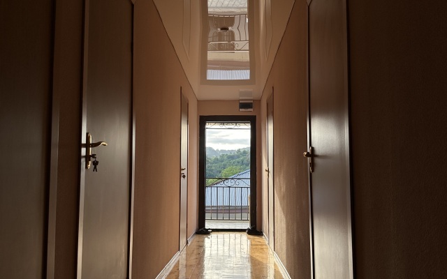 Amra Guest house
