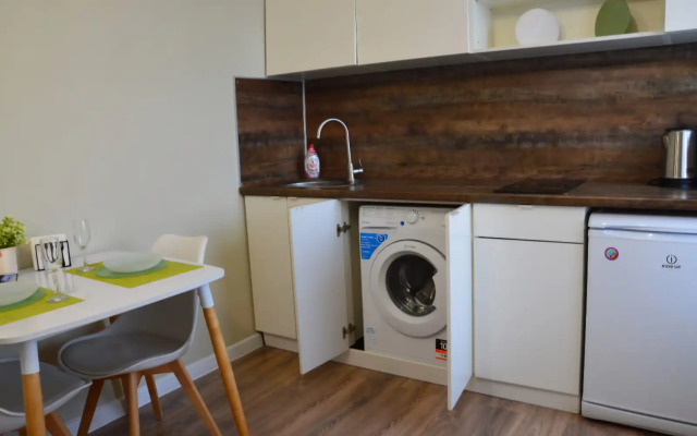 Апартаменты с сезонным бассейном на закрытой территории