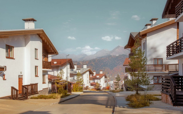Rosa Khutor Chalet Hotel