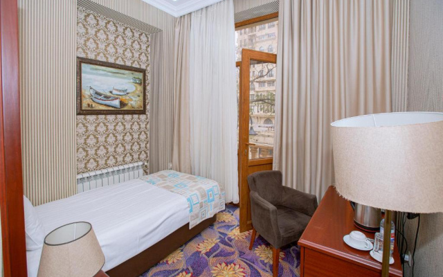 Clover Boutique Hotel