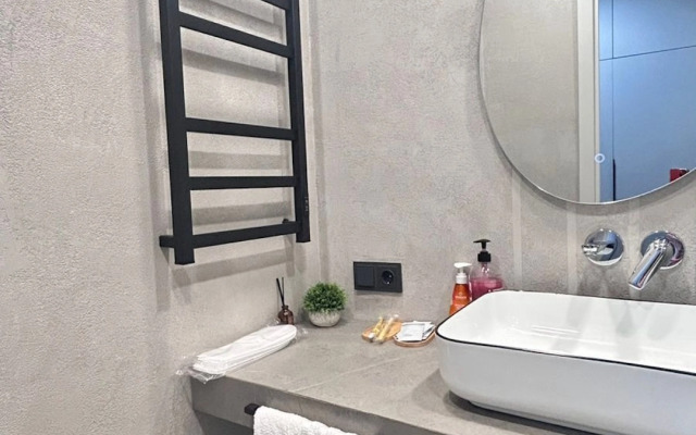 Na Prospekte Seyfullina 416 Flat