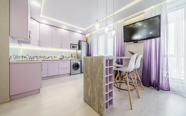 V Novostrojke Na Vyisokom Etazhe Apartaments