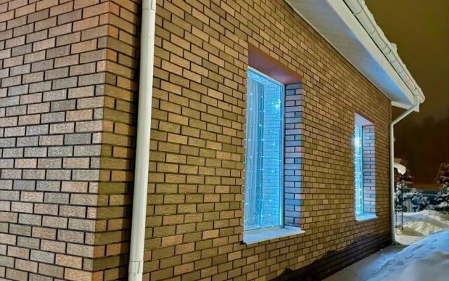 Гостевой Дом Уютный Дом с Большими Панорамными Окнами