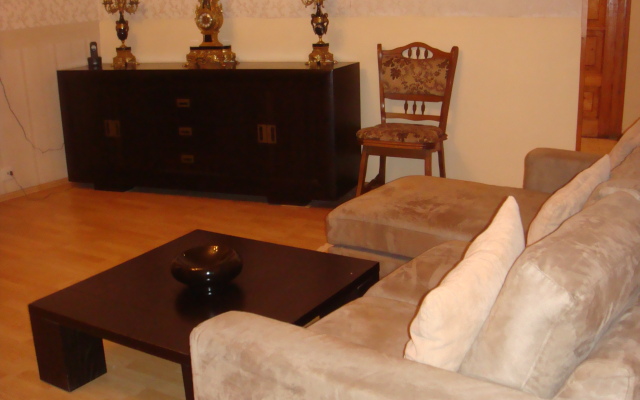 Barnovi 8 Apartments