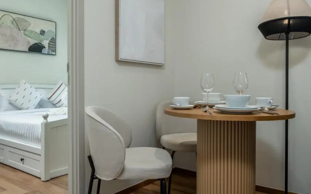 Vsego lish 350 Metrov ot Morya Apartments