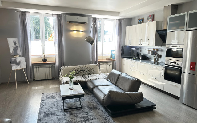 Dvuhkomnatnye na Sutki Apartments