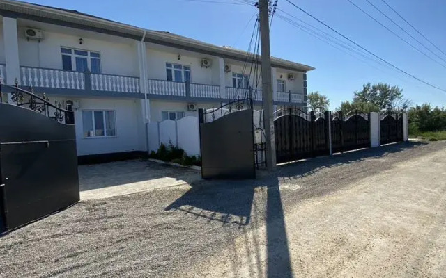 Частный дом Уютный Таунхаус