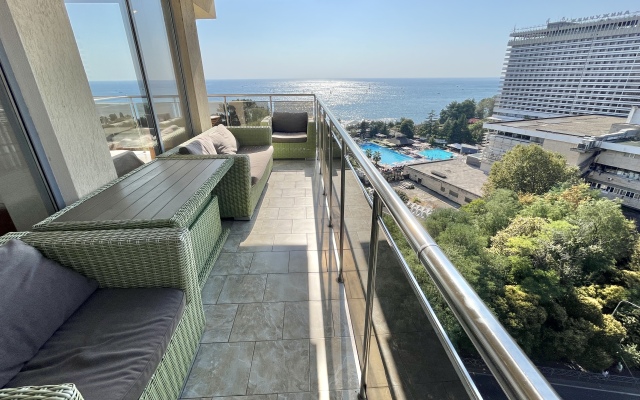 Apartments Alfa Chernomorskaya 26