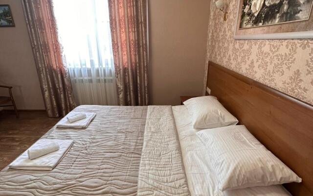 Aviastars Guest house