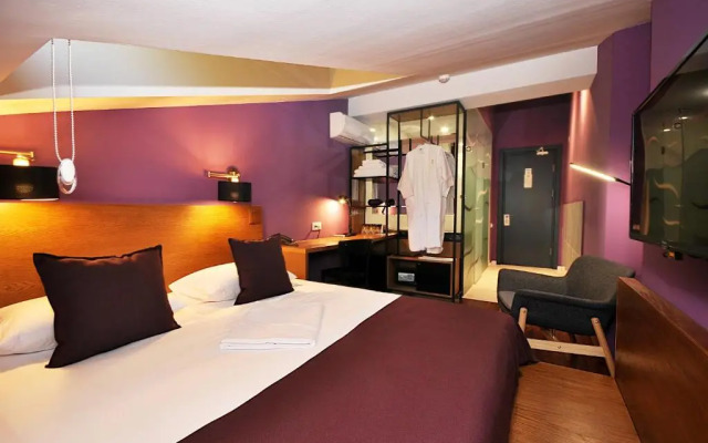 Elle Boutique Hotel