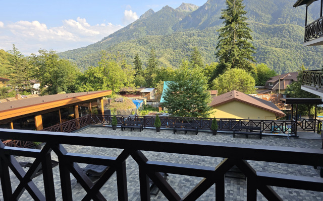 Panorama Achishkho Nomer S Balkonom Hotel