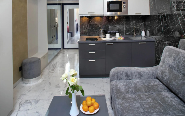 Metropol y Tropicheskogo Parka Apartments 5