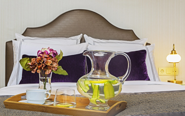 Meroddi Bagdatliyan Hotel
