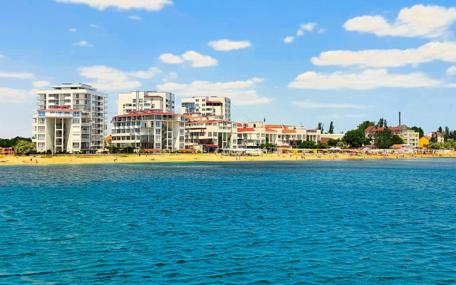 Апартаменты Феодосийский залив однокомнатная студия в цоколе