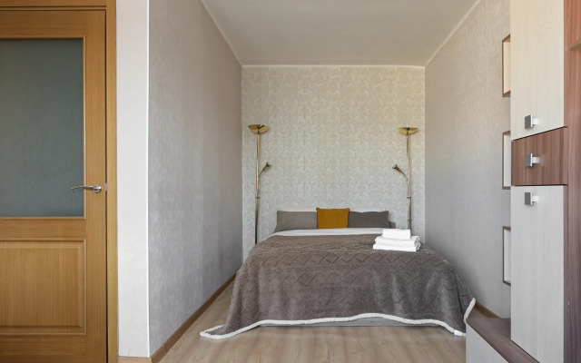 1912 S Vidom Na Ploschad Pobedy Apartments