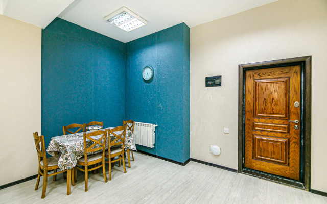 Palettes on Baku in Nizami Street Apartments