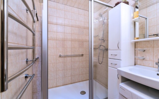 Апартаменты MaxRealty24 Марии Ульяновой 12