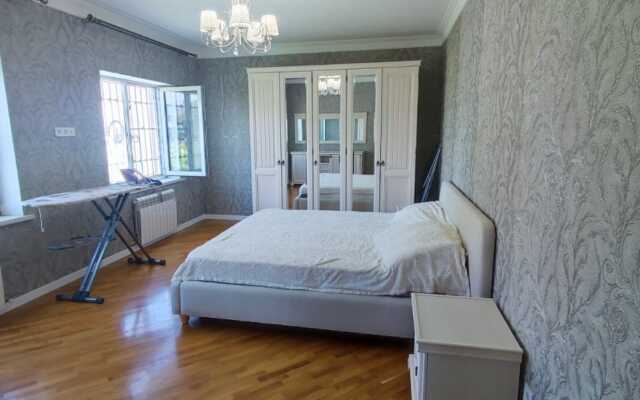 Tur House Apartments