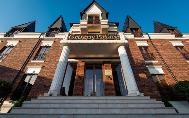 Hotel GROZNY PALACE