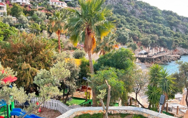 Отель Kalkan Beach Park