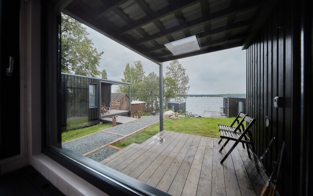 Dom u ozera 4Stihii Guest House