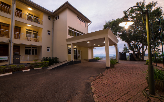 Aggrey  Hotel