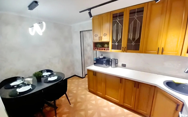 Elmet 2 Flat