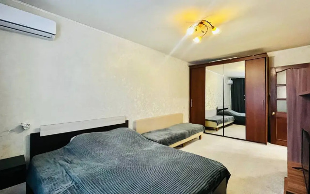 Квартира Мичуринская 143А