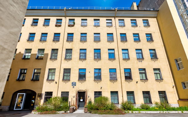 Good Karma Flat on the Petrograd side