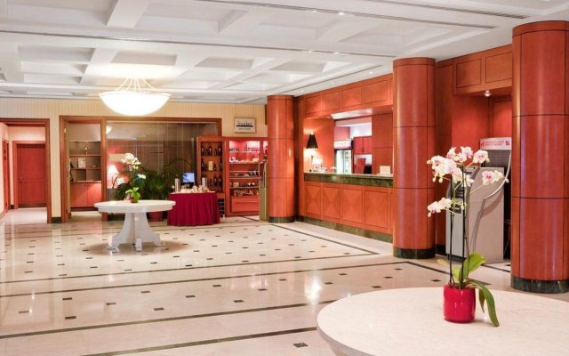 Отель Courtyard by Marriott Tbilisi