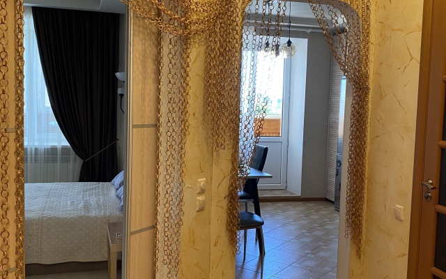 Na 6 Etazhe S Shikarnymi Zakatami Flat