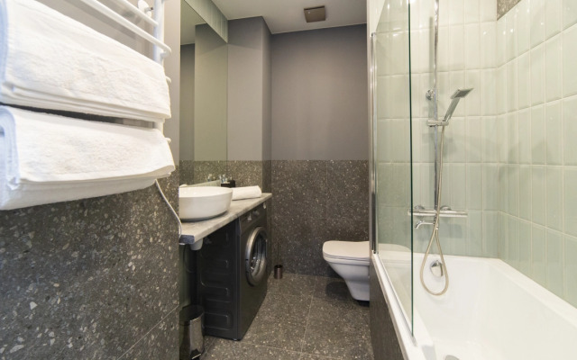 Апартаменты с видом на город и ванной