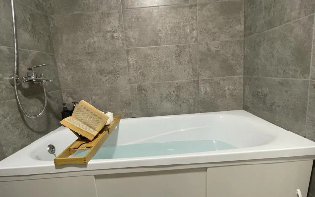 Апартаменты Двухуровневая студия Loft в центре города