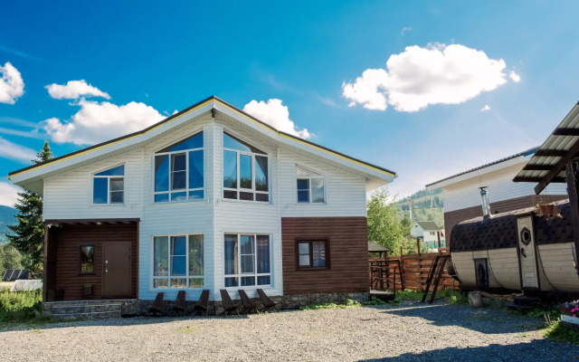 Maverick na 14 chelovek Guest house