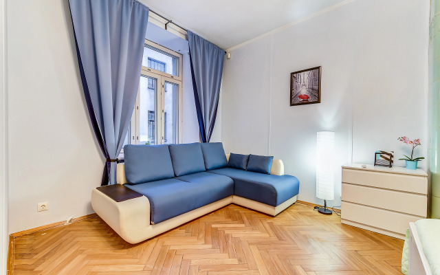 Квартира Gallery apartment