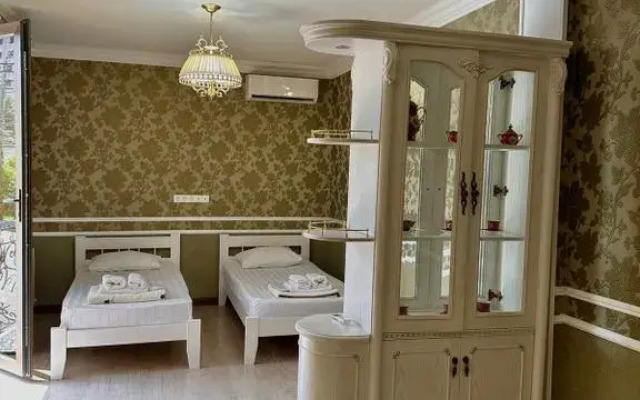 Sukhumskiy Zamok Private house