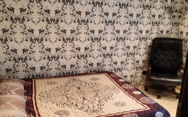 Квартира 2-х комнатная с выходом в сад