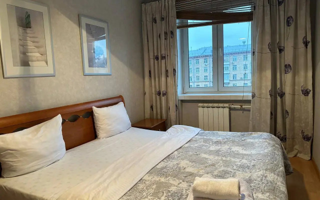 Dvukhkomnatnaya Na Frunzenskoy Flat