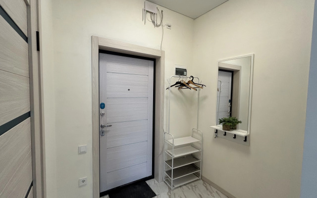 Novaya dvushka vozle akvaparka i Trts Planeta Flat
