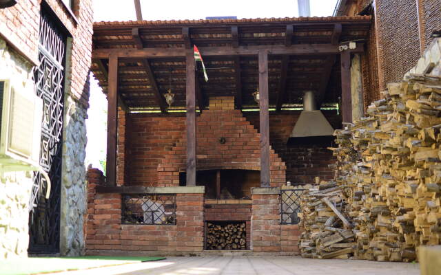 DzhaNat Hotel