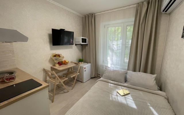 U Metro Novogireevo 3 Apartment