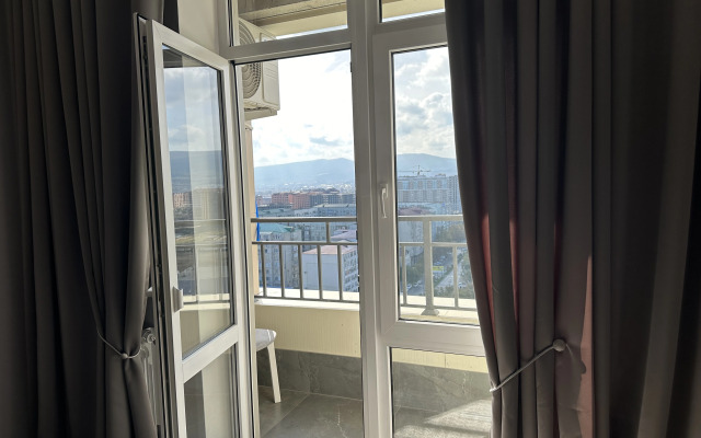 Квартира "Эленика" в Махачкале с видом на озеро и мечеть